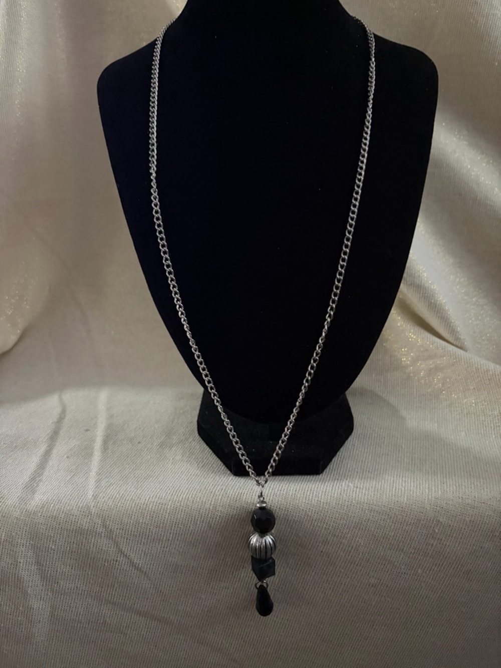 Silver and Black Bead Pendant Necklace - Women Jewelry